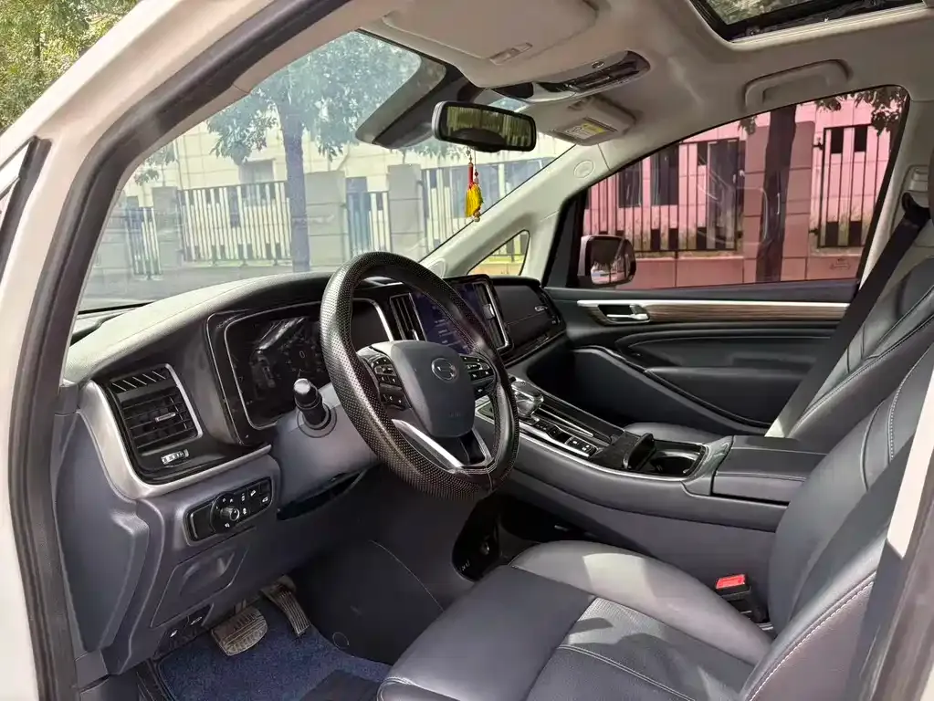 GAC Motor Trumpchi M8 — фото 3