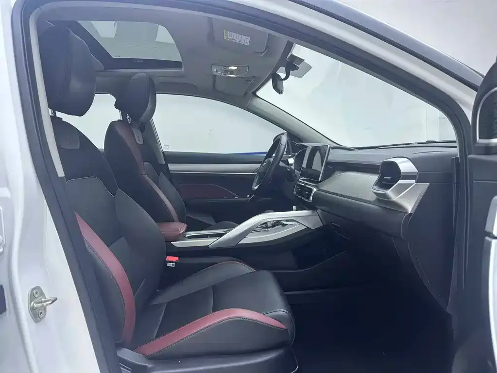 Geely Binyue 2022 из CN, фото 8
