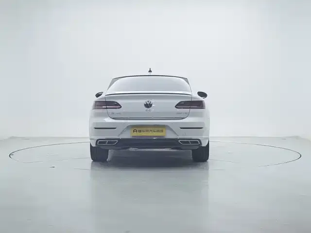 Volkswagen CC 2022 из CN, фото 2
