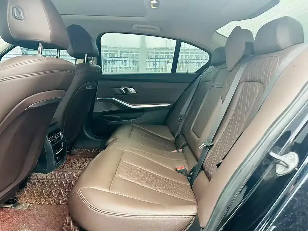 BMW i3 2024 из CN, фото 3