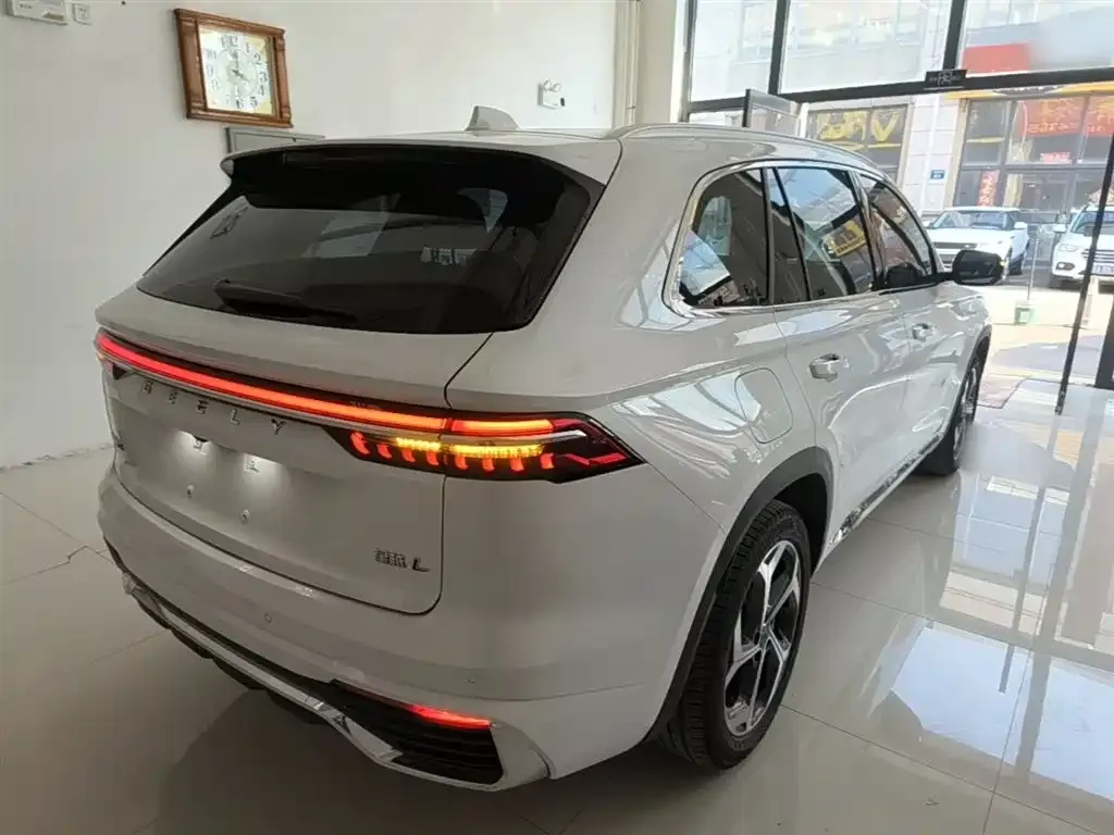 Geely Xingyue L 2022 из CN, фото 2