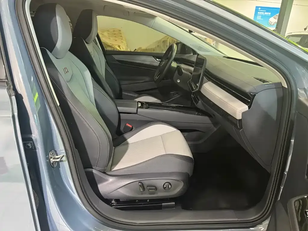 Volkswagen ID.7 VIZZION 2024 из CN, фото 3
