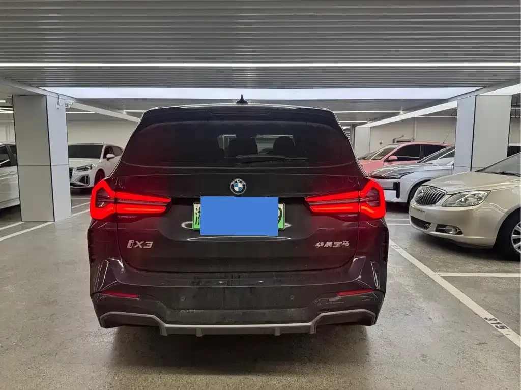 BMW iX3 2023 из CN, фото 6
