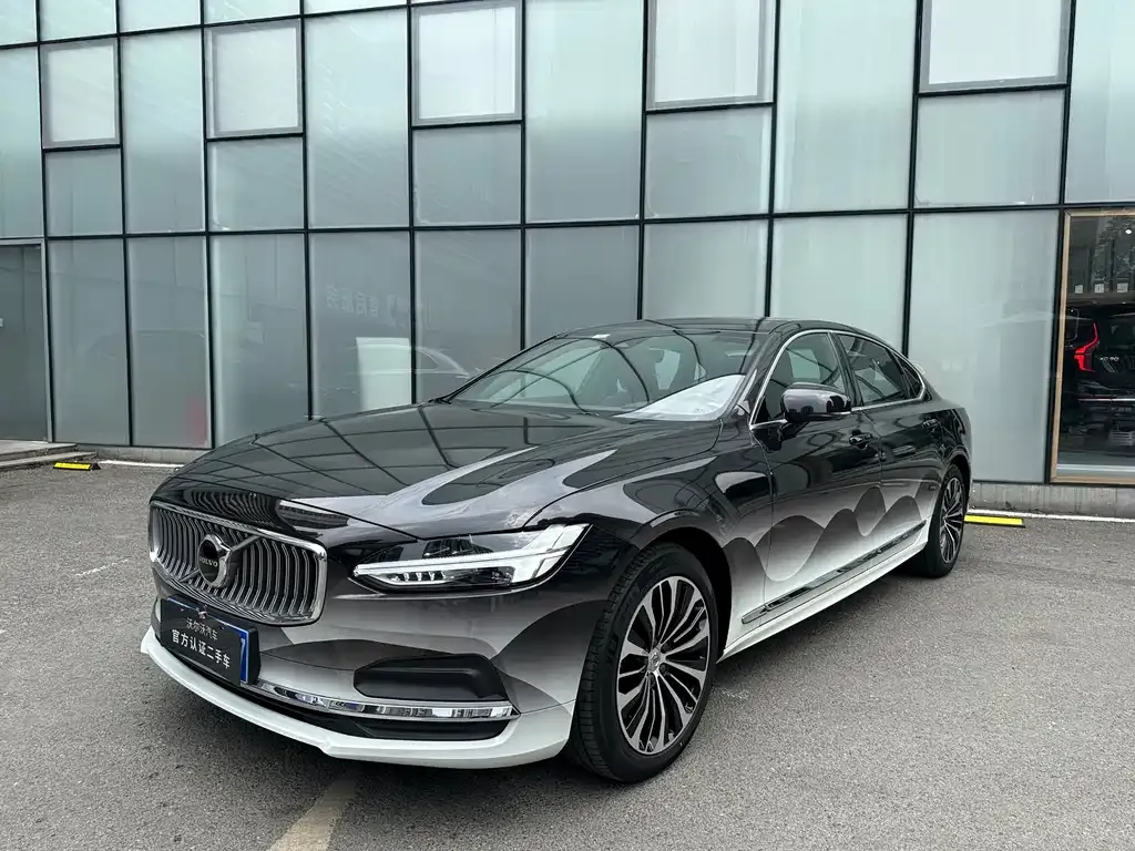 Volvo S90 2024 из CN, фото 1
