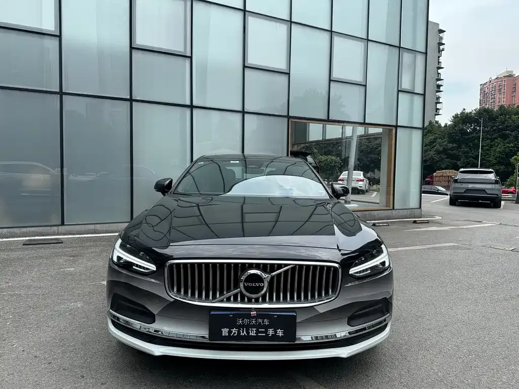 Volvo S90 2024 из CN, фото 5