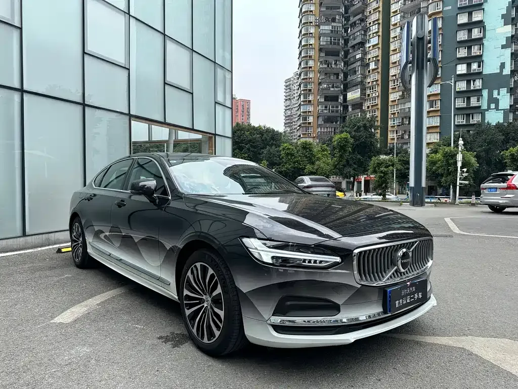 Volvo S90 2024 из CN, фото 8