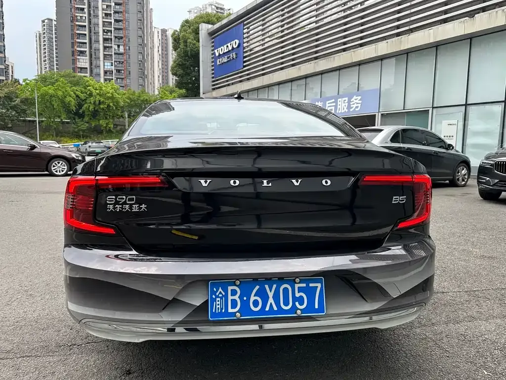 Volvo S90 2024 из CN, фото 4
