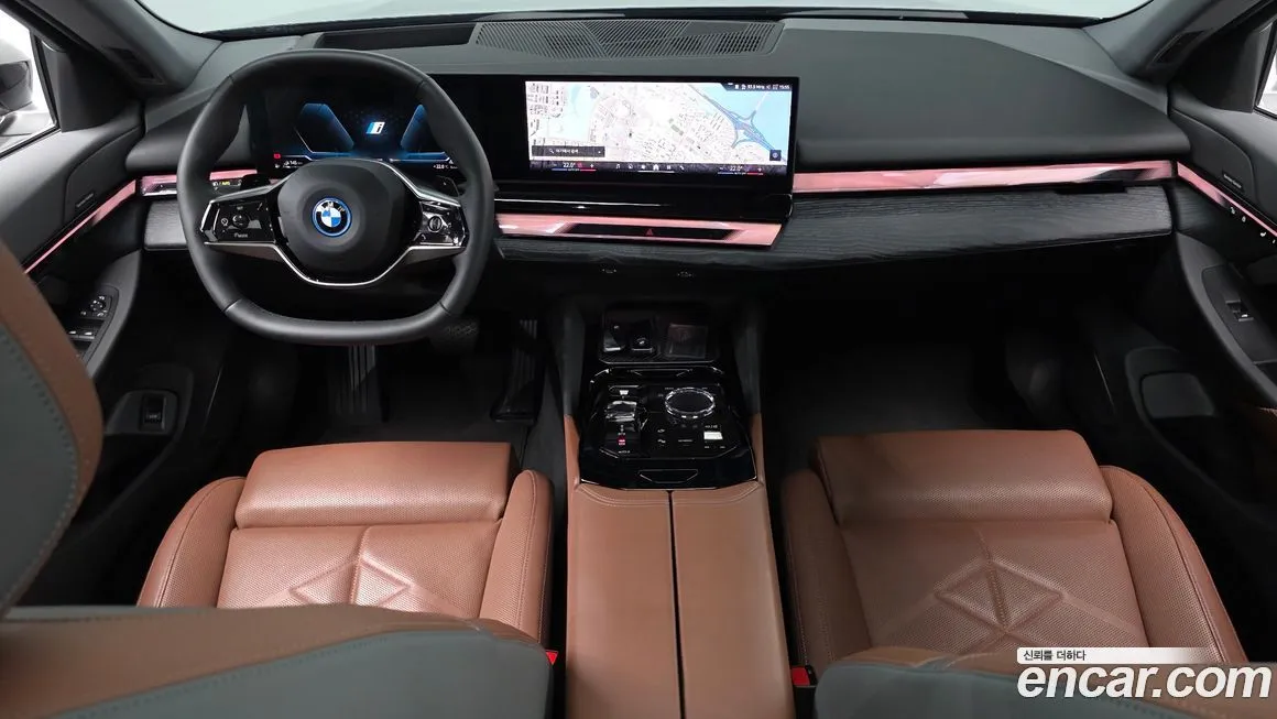 BMW 5-Series 2025 из KR, фото 9