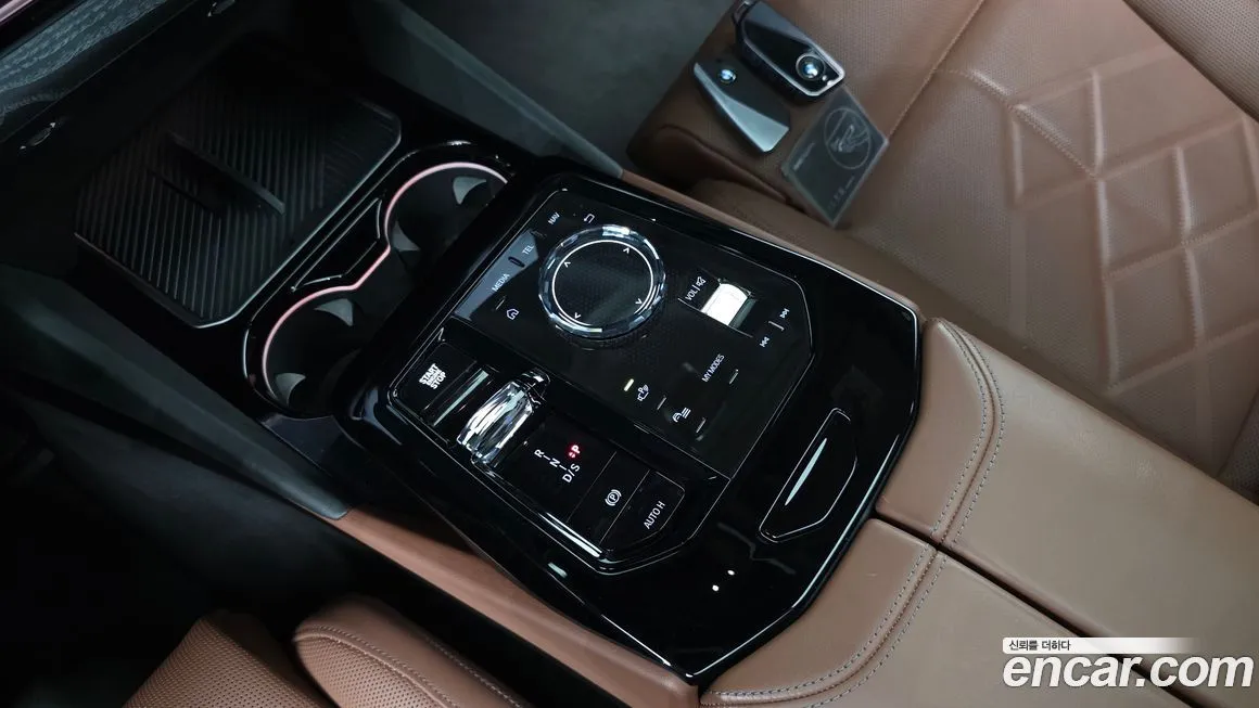 BMW 5-Series 2025 из KR, фото 5