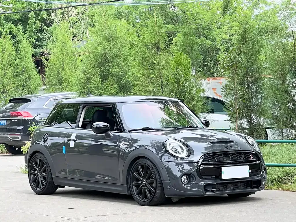 MINI Cooper (3-door) 2021 из CN, фото 4