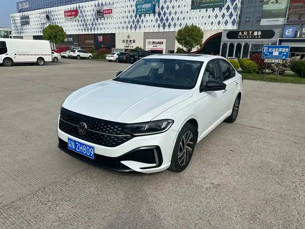 Volkswagen Lavida 2023 из CN, фото 1