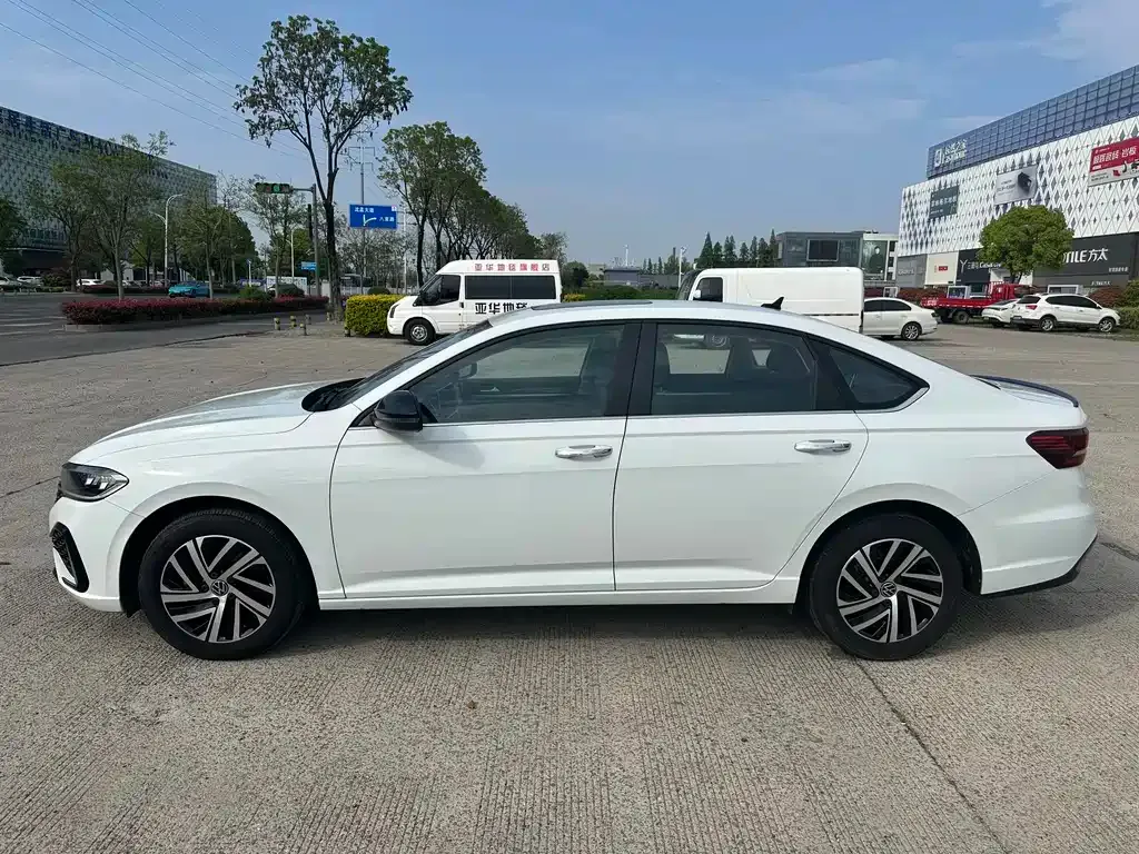 Volkswagen Lavida 2023 из CN, фото 8