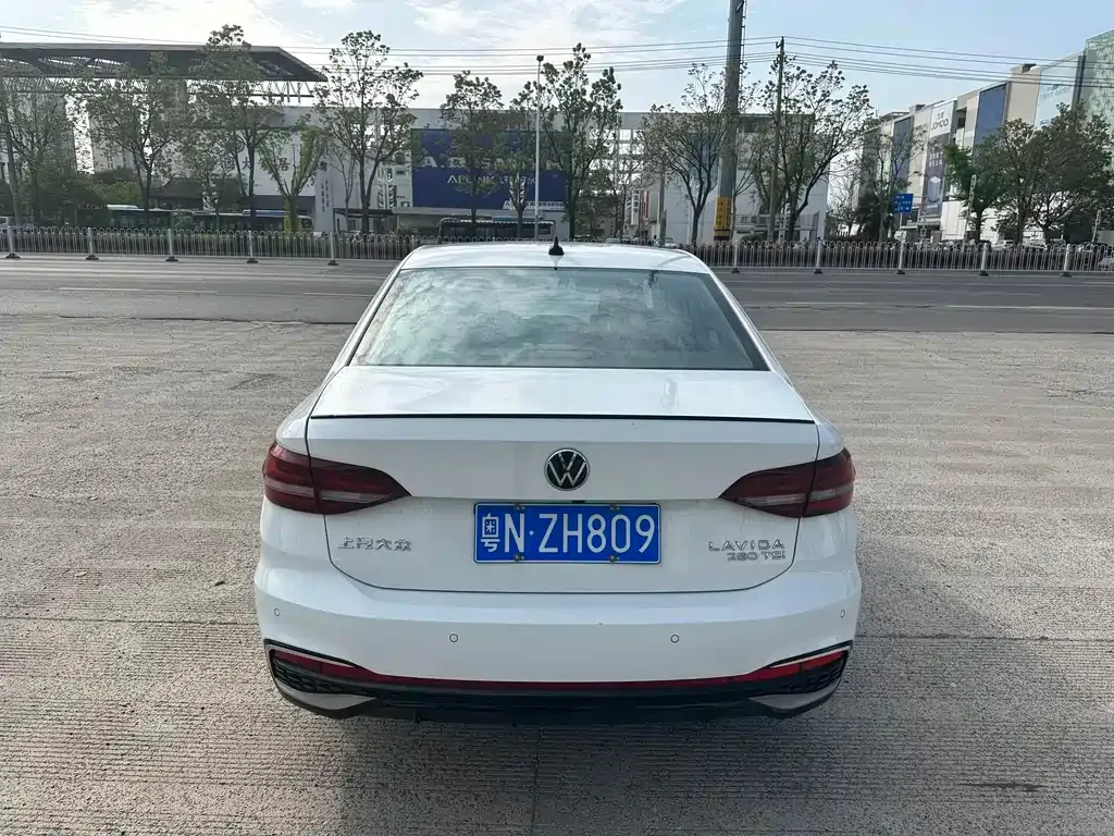 Volkswagen Lavida 2023 из CN, фото 5