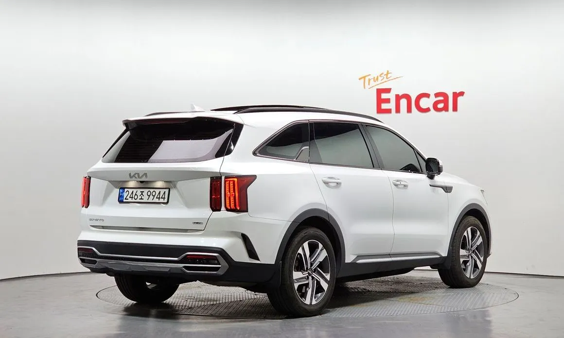 Kia Sorento — фото 3