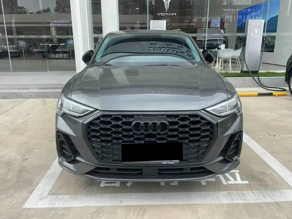Audi Q3 Sportback 2023 из CN, фото 7