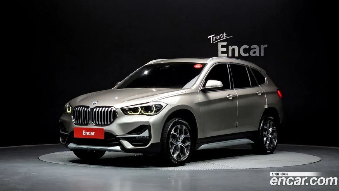 BMW X1 — фото 1