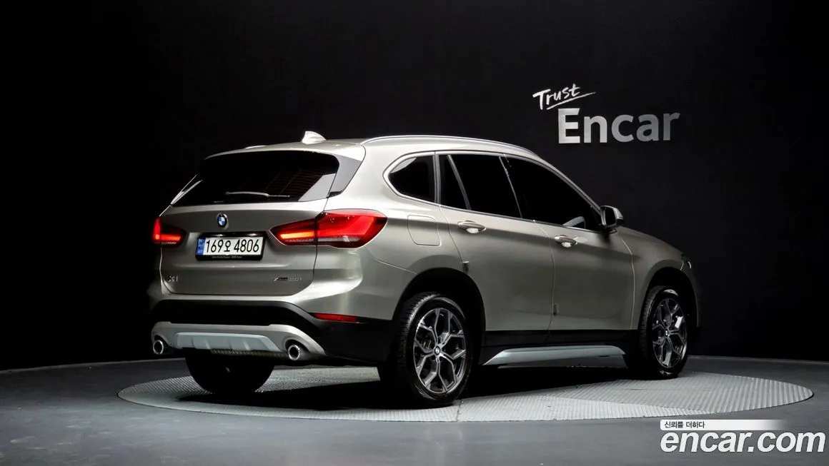 BMW X1 — фото 2
