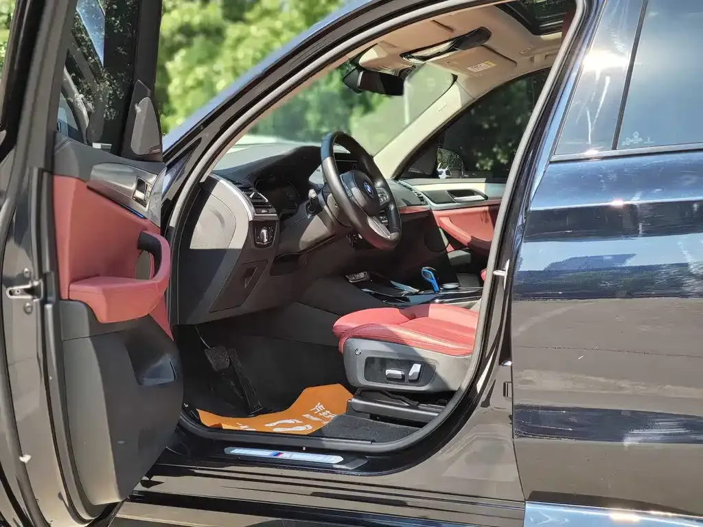 BMW iX3 2023 из CN, фото 8