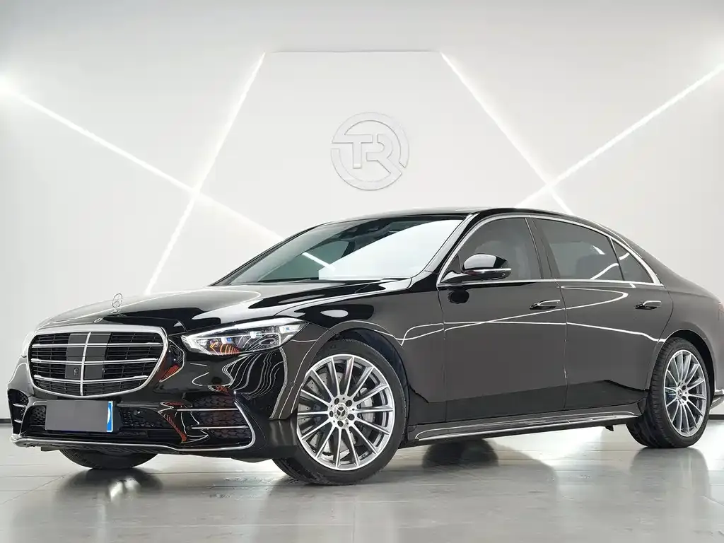 Mercedes-Benz S-Class — фото 1