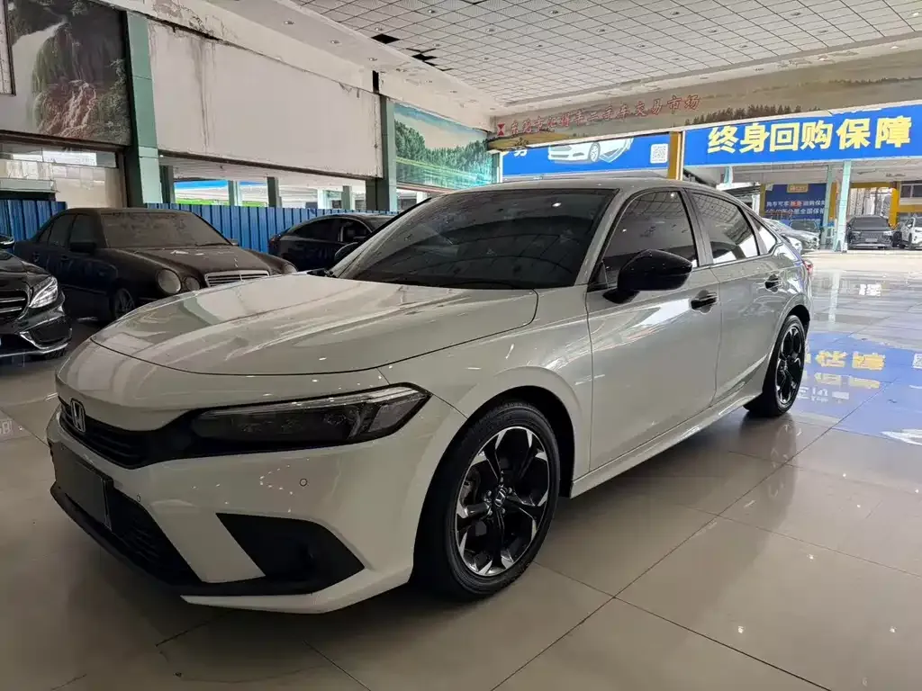 Honda Civic — фото 1