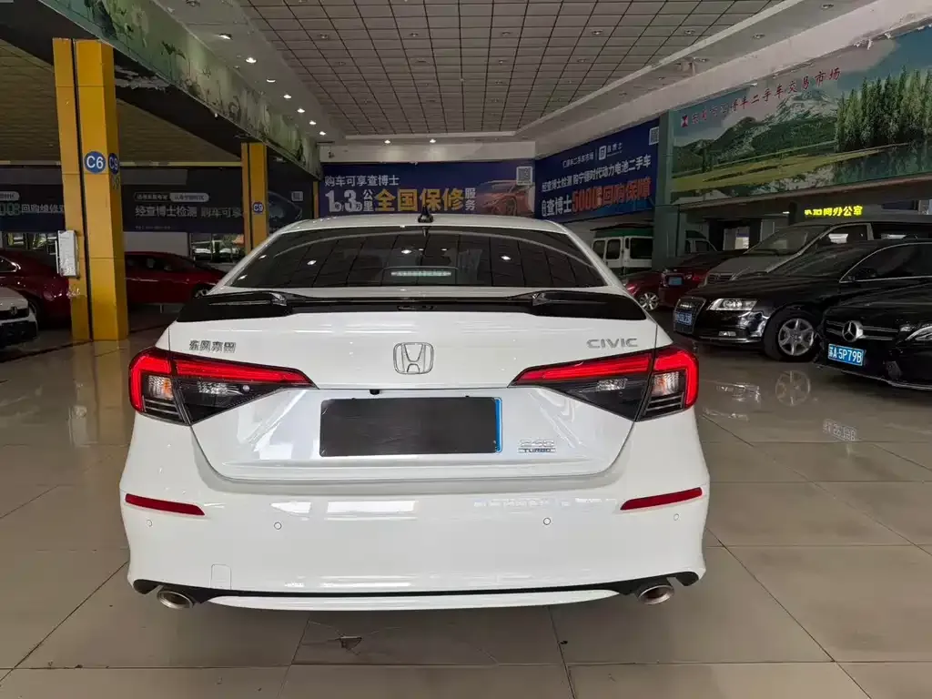 Honda Civic — фото 5