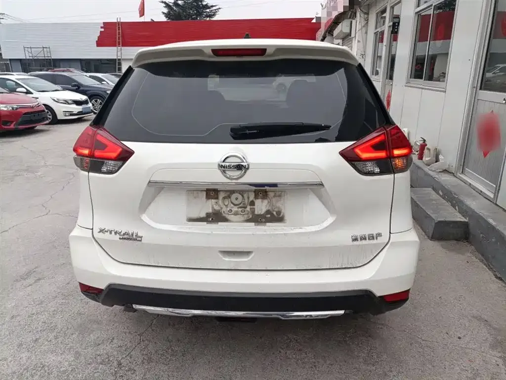 Nissan X-Trail 2022 из CN, фото 2