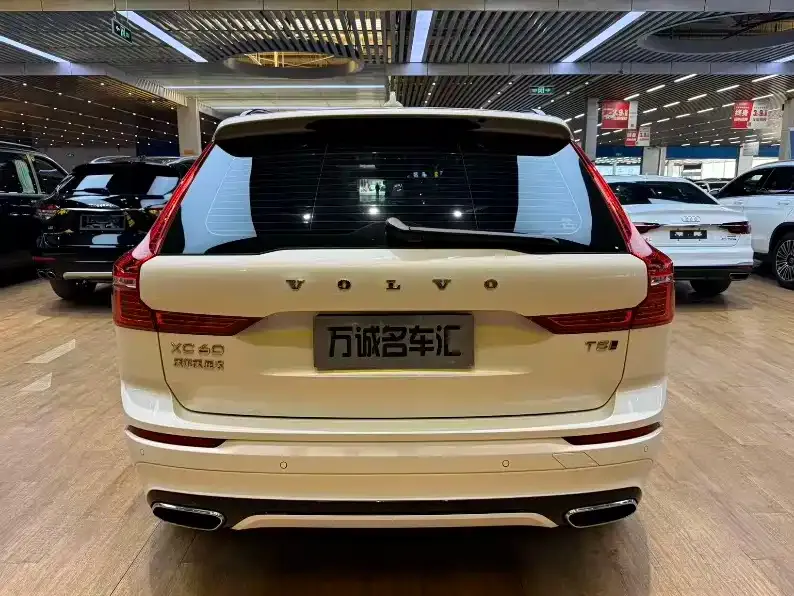Volvo XC60 2021 из CN, фото 5