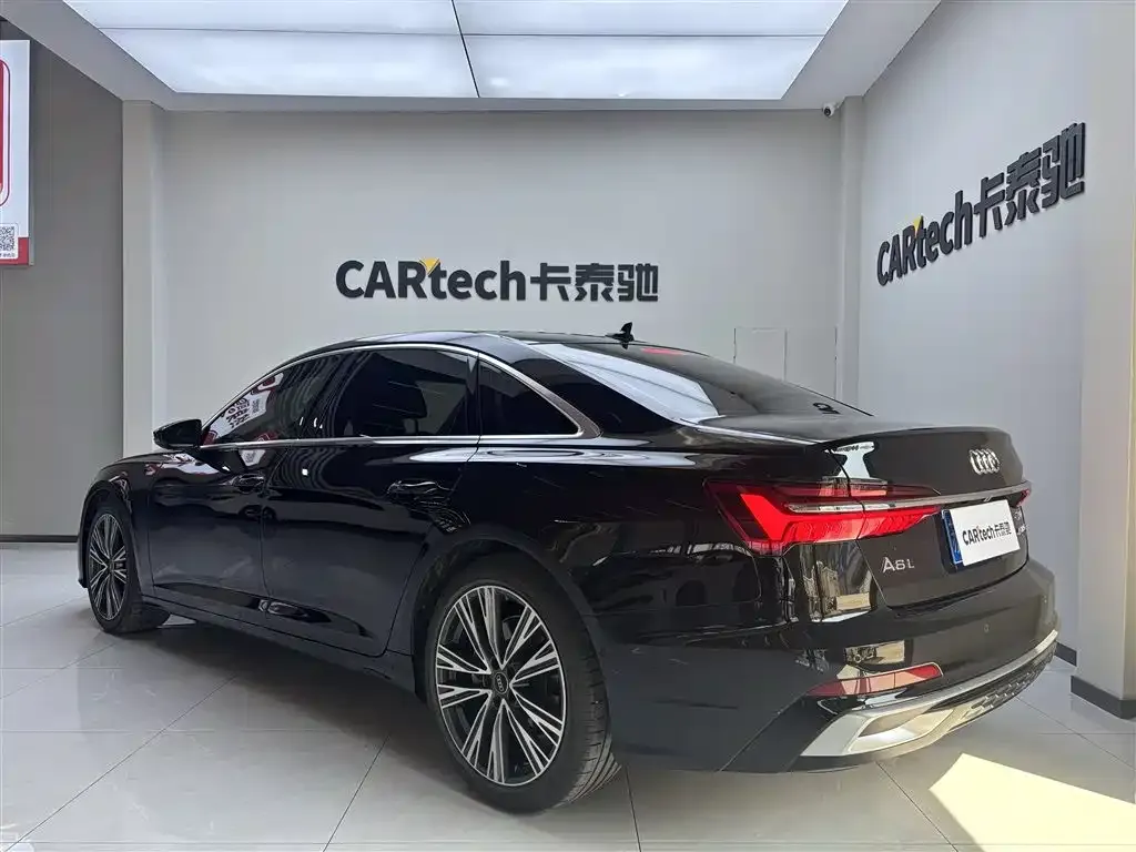 Audi A6L 2023 из CN, фото 4