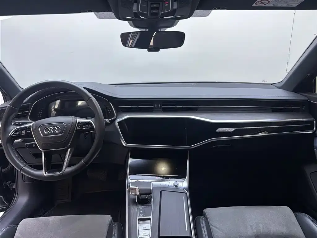 Audi A6L 2023 из CN, фото 2