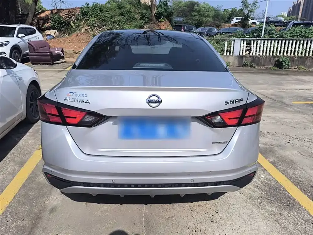 Nissan Teana — фото 5