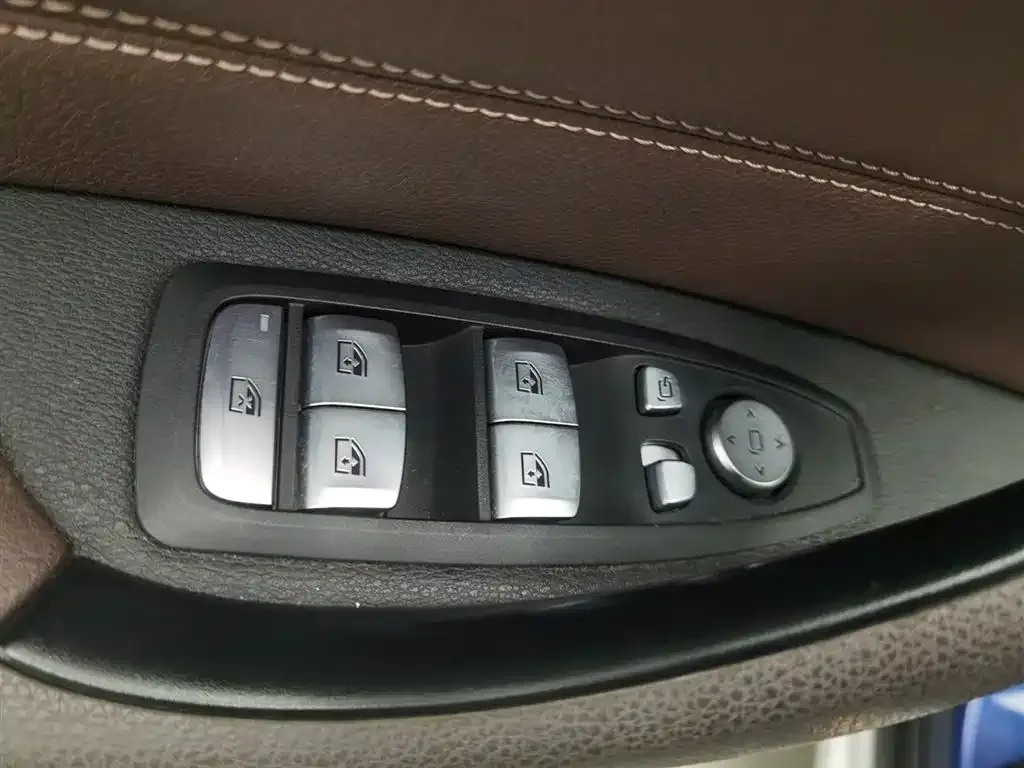 BMW X1 2021 из CN, фото 7