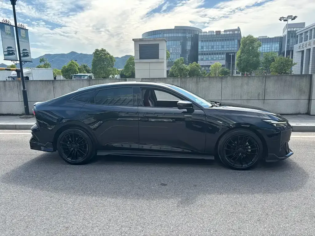 Changan UNI-V 2024 из CN, фото 8