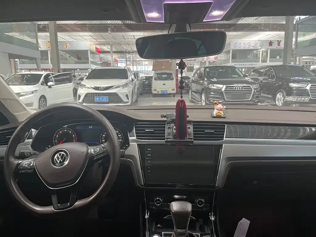 Volkswagen Phideon 2023 из CN, фото 3