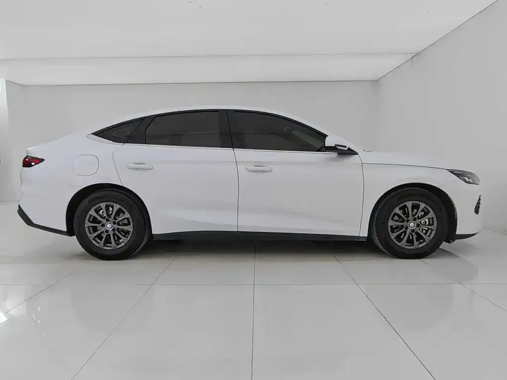 BYD Qin L 2025 из CN, фото 6