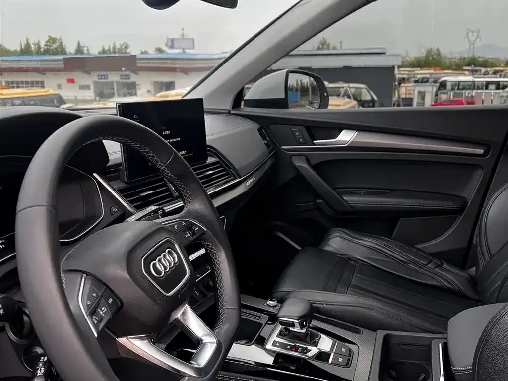 Audi Q5L 2022 из CN, фото 3
