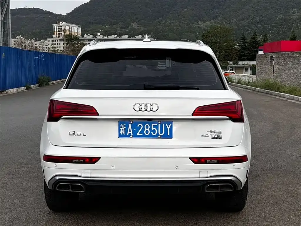Audi Q5L 2022 из CN, фото 5
