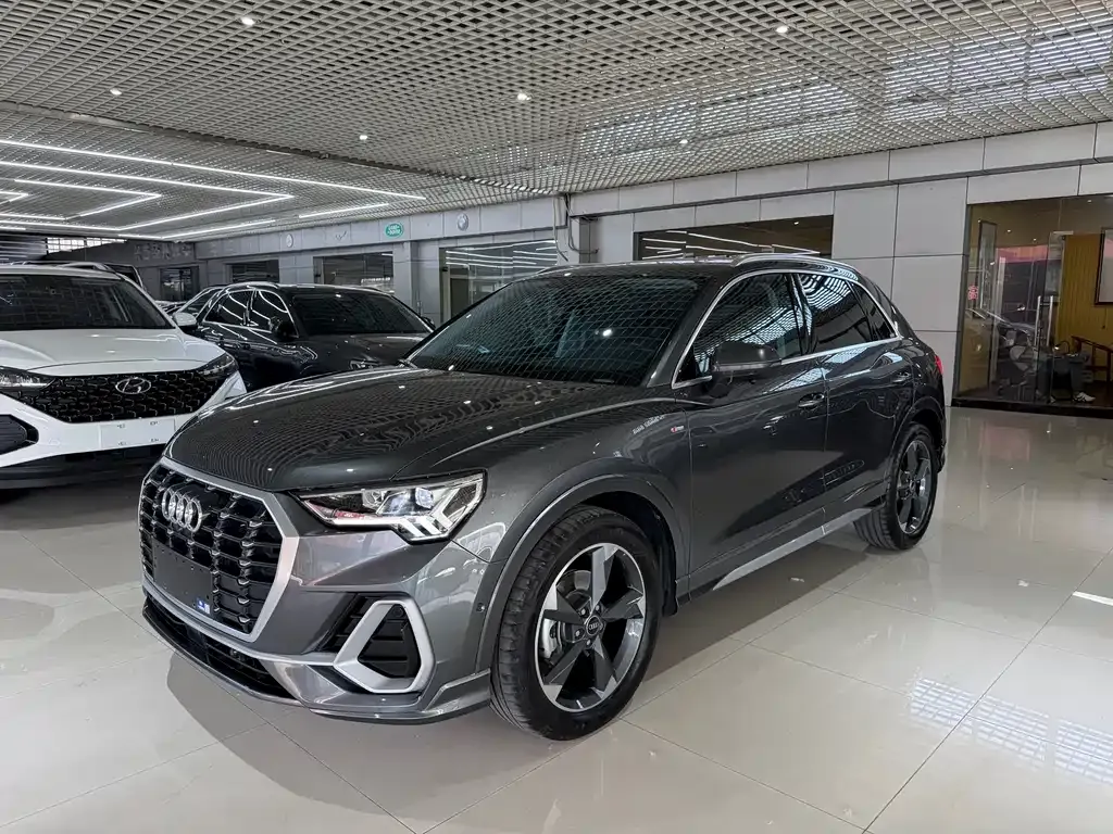 Audi Q3 2022 из CN, фото 1