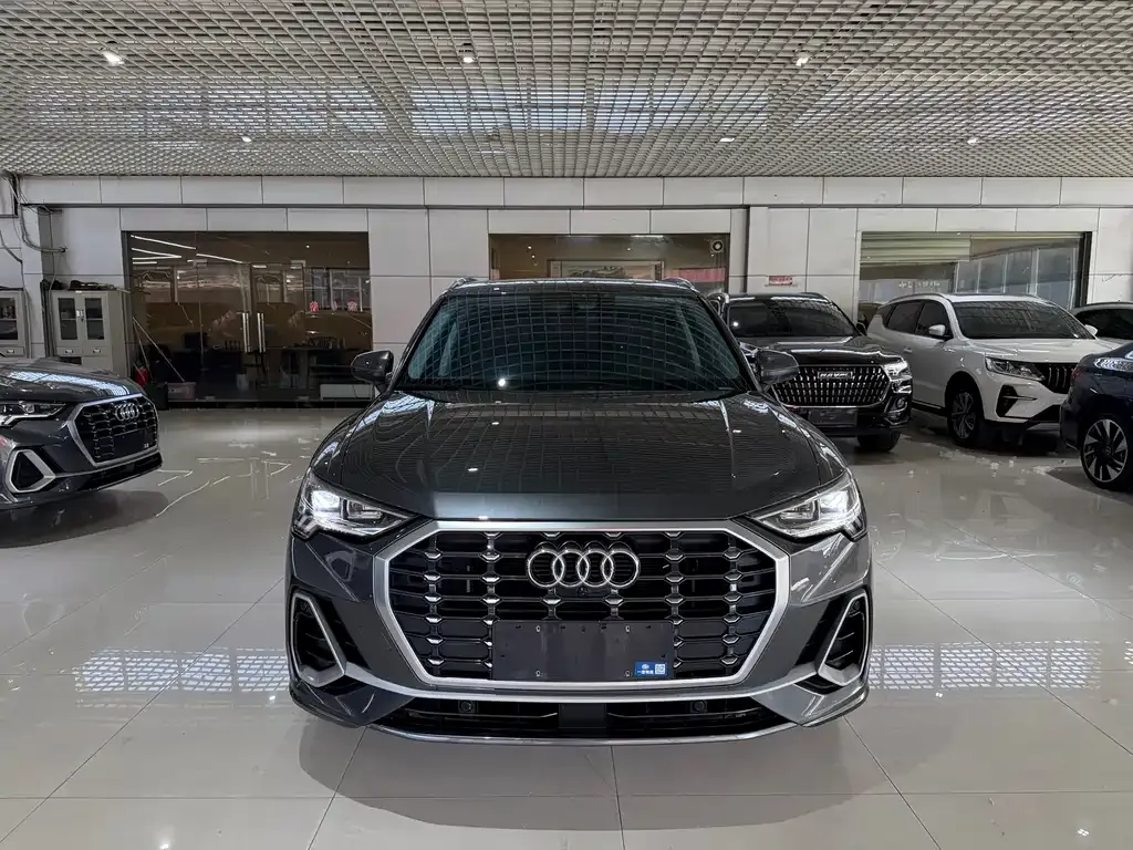 Audi Q3 2022 из CN, фото 4