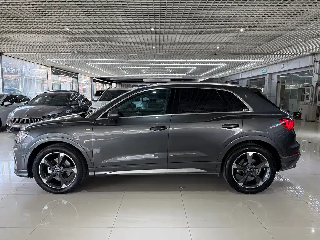 Audi Q3 2022 из CN, фото 8