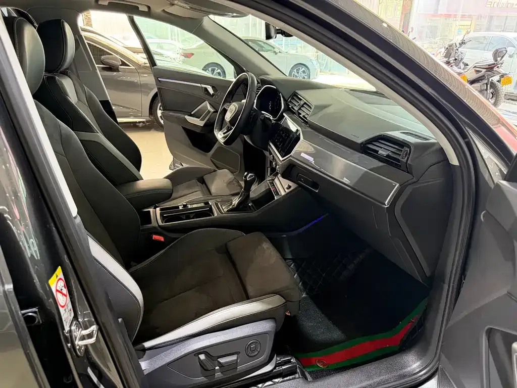 Audi Q3 2022 из CN, фото 7