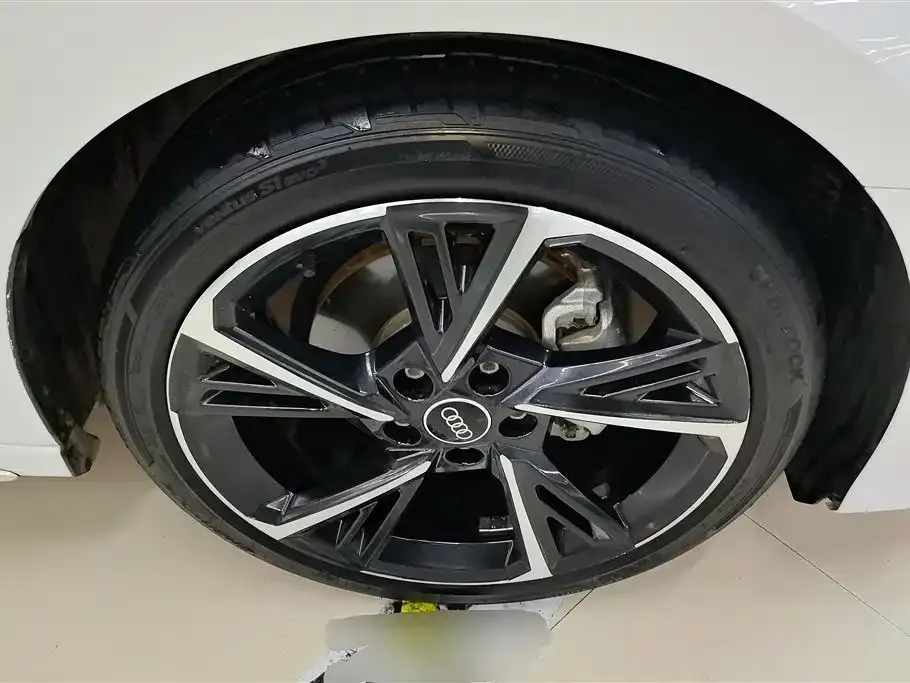 Audi A3 2024 из CN, фото 8