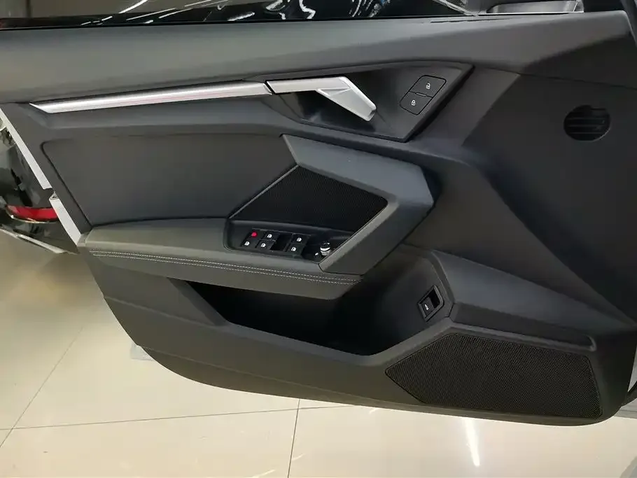 Audi A3 2024 из CN, фото 7