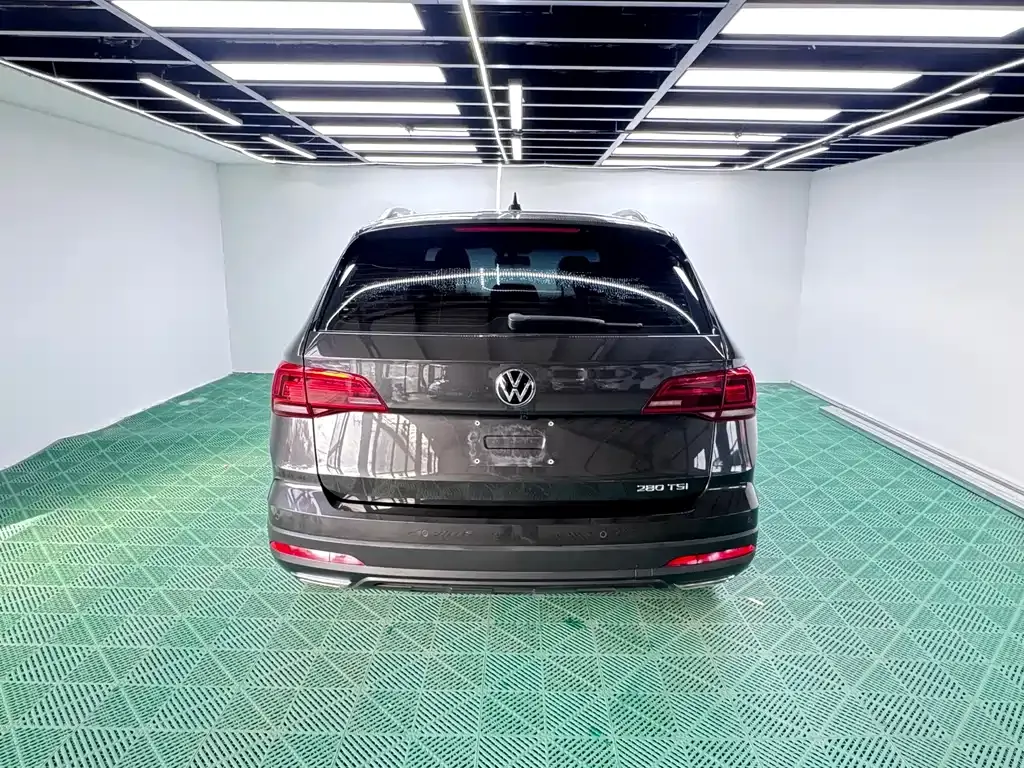 Volkswagen Tharu — фото 8