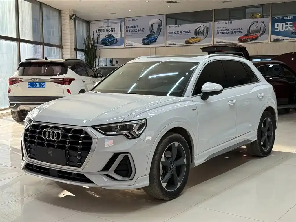 Audi Q3 2022 из CN, фото 1