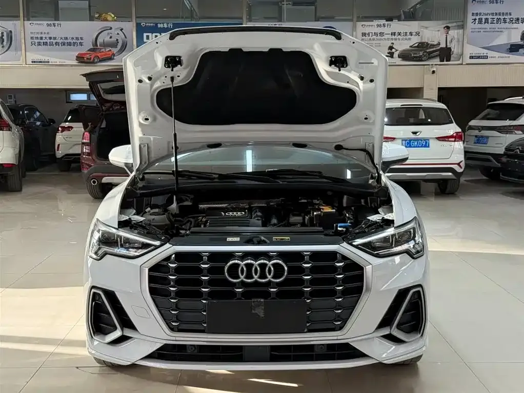Audi Q3 2022 из CN, фото 6