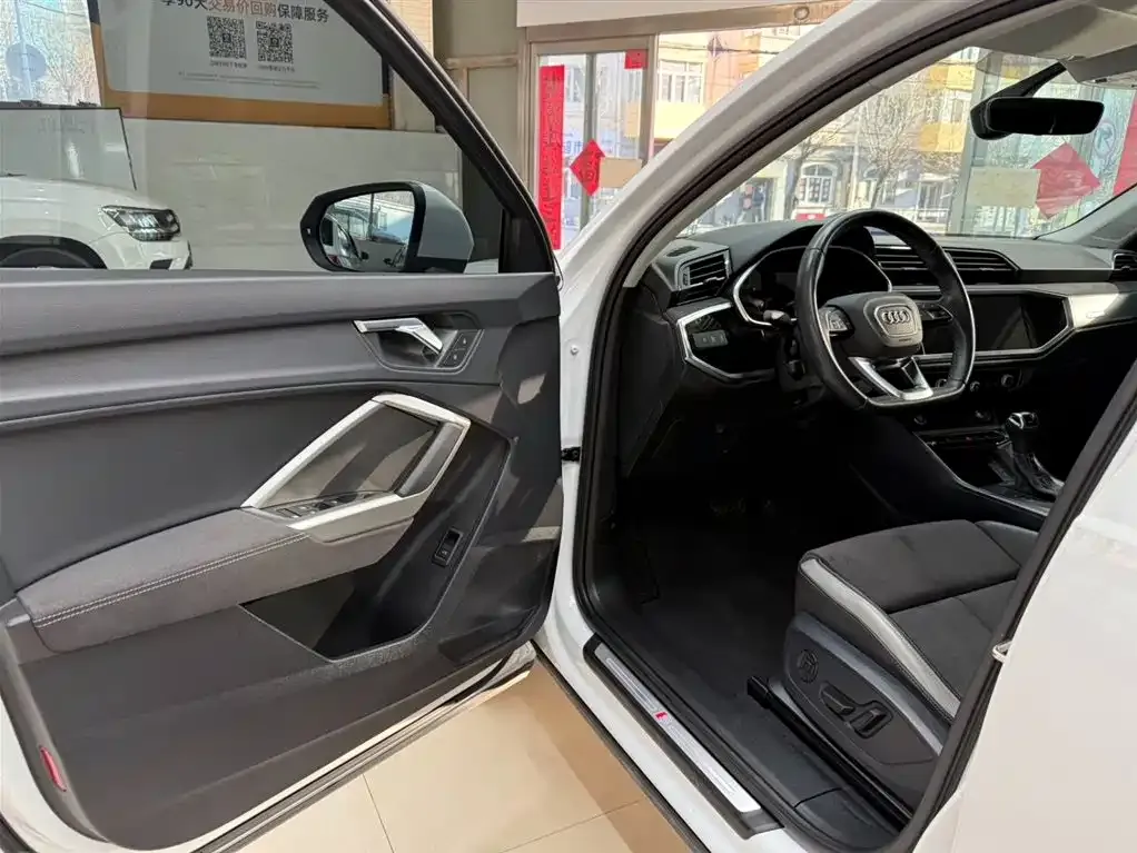 Audi Q3 2022 из CN, фото 10