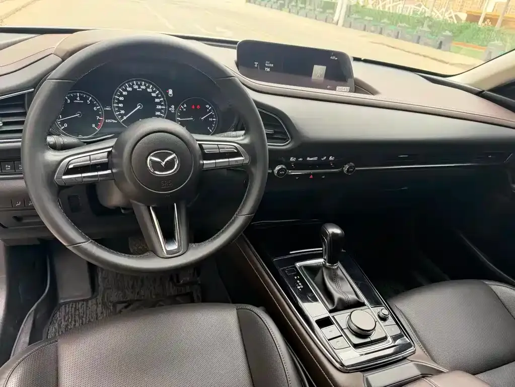 Mazda CX-30 2021 из CN, фото 6
