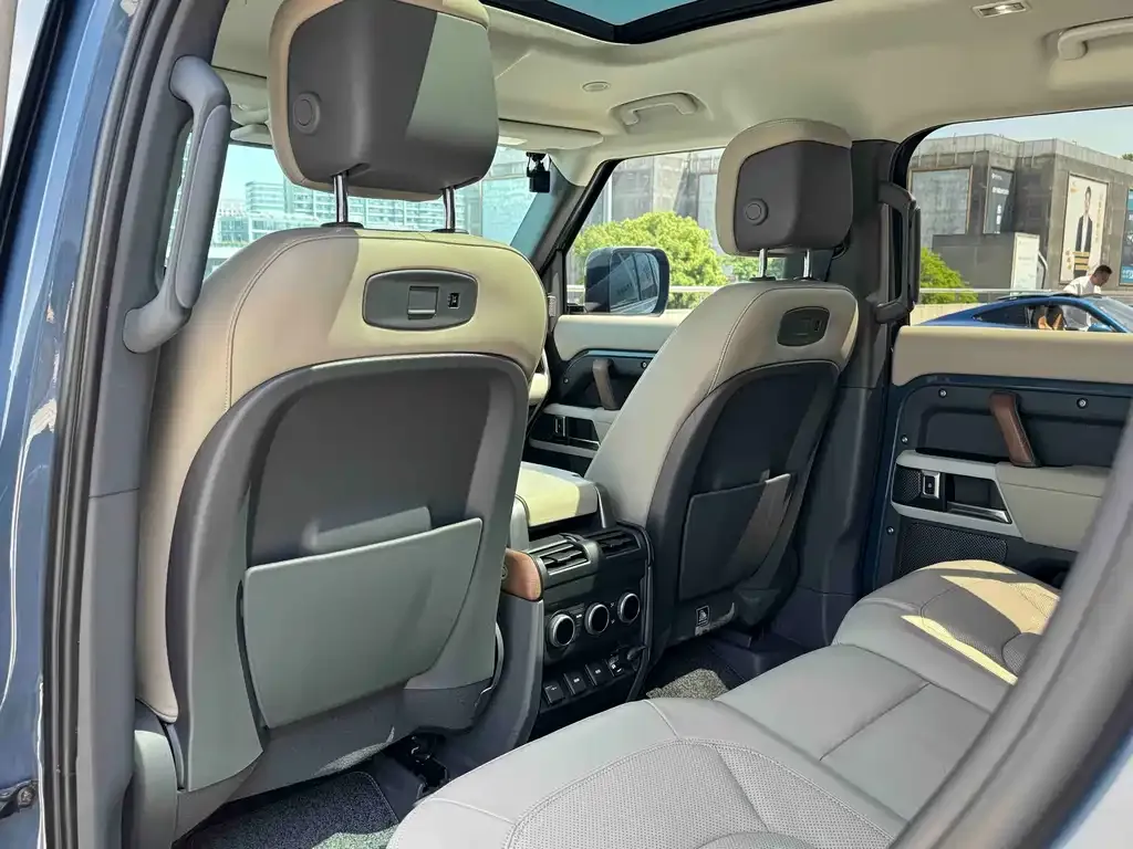 Land Rover Defender 2021 из CN, фото 7