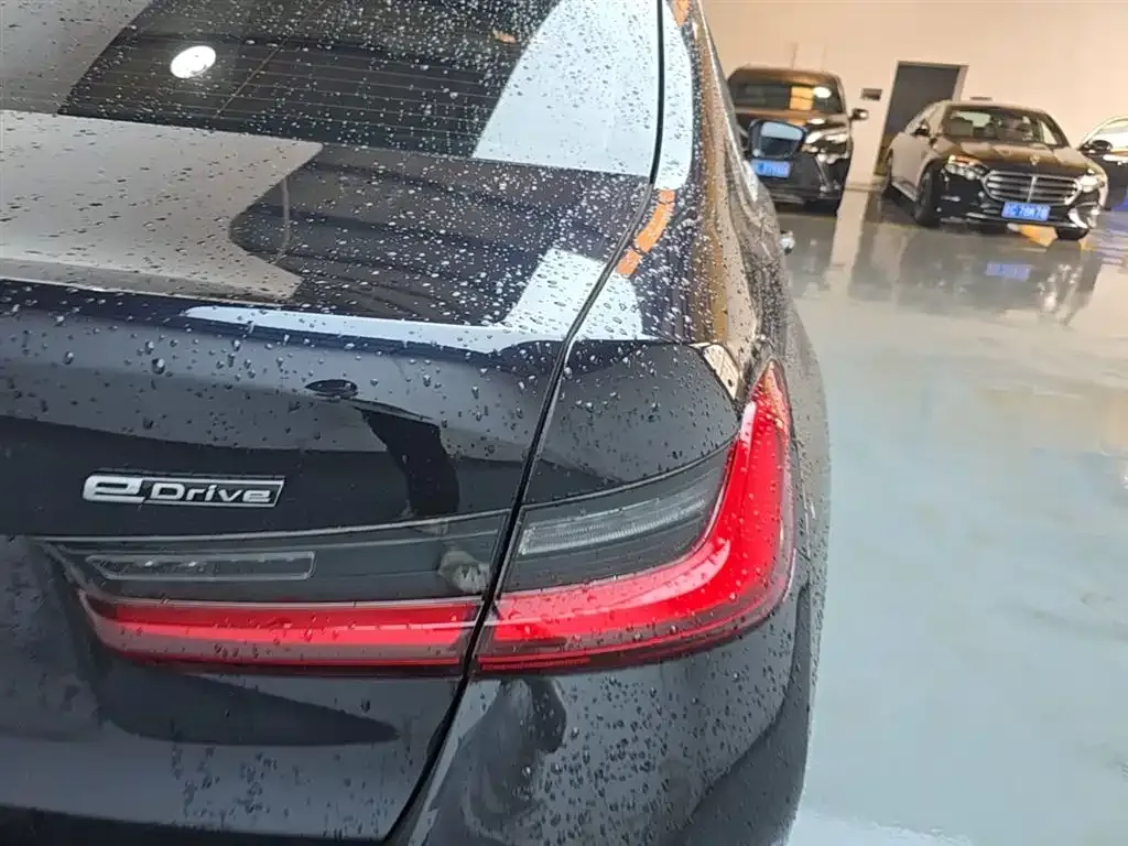 BMW i3 — фото 2