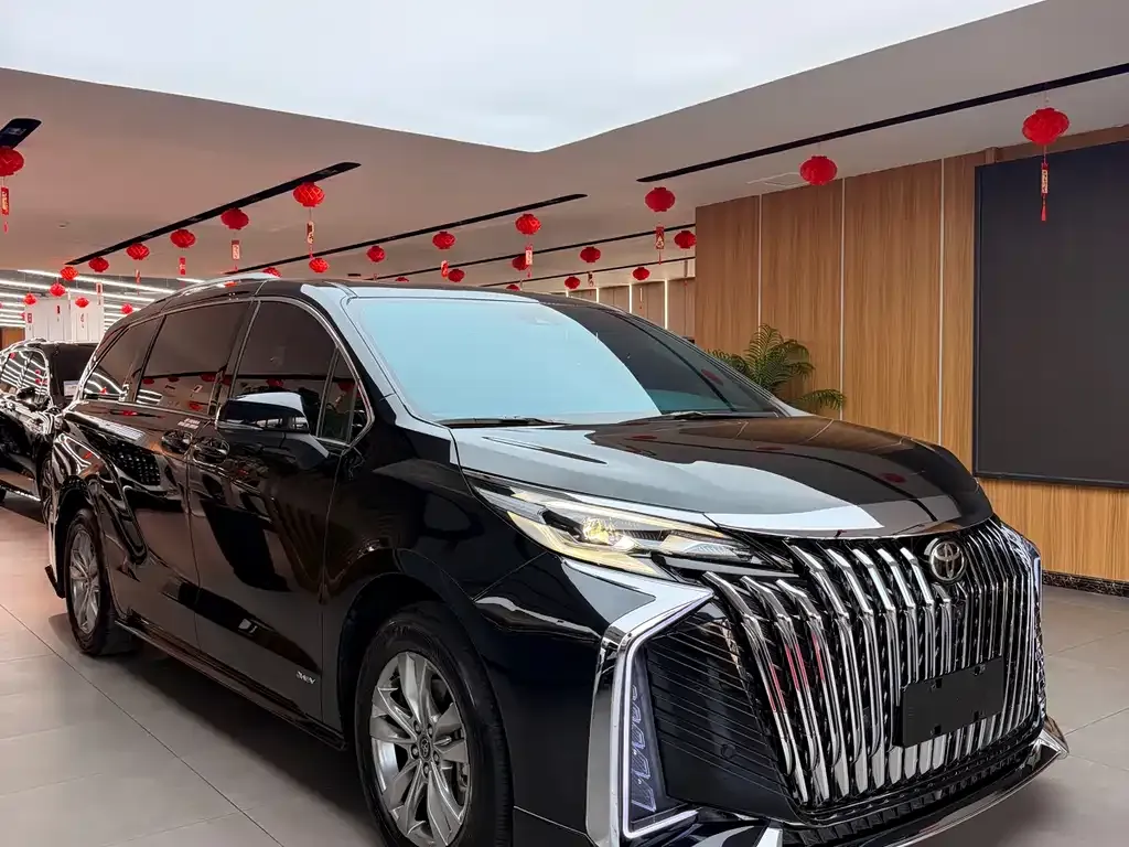 Toyota Sienna 2025 из CN, фото 9